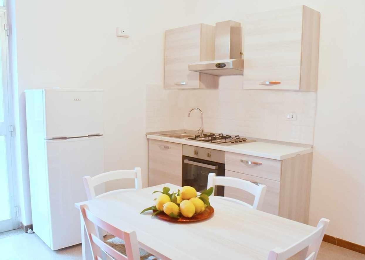 Appartamenti La Baia Del Rais Falcone Habitación foto